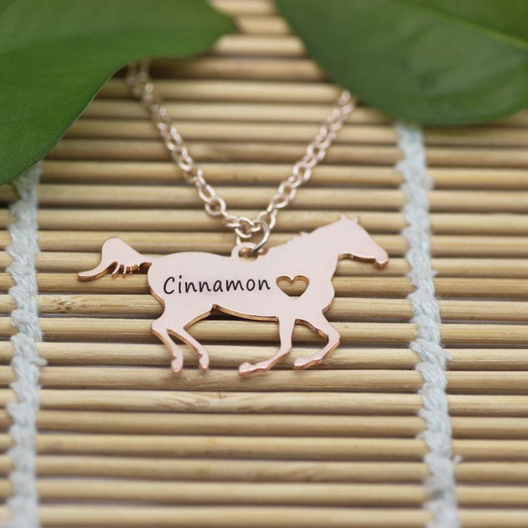 Personalized Horse Silhouette Necklace with Name Engraving